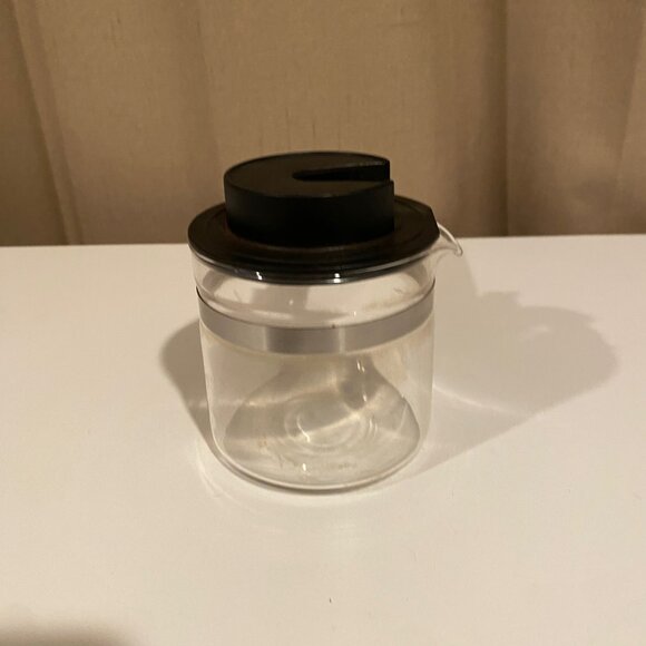 Espresso‎ Machine Carafe Replacement Part 8x3.25 Glass with Handle - Picture 3 of 5